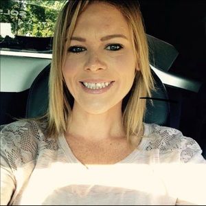 Meet your Posher, Patricia